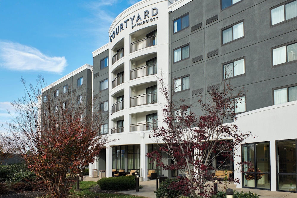 Courtyard by Marriott Bristol - photo 14