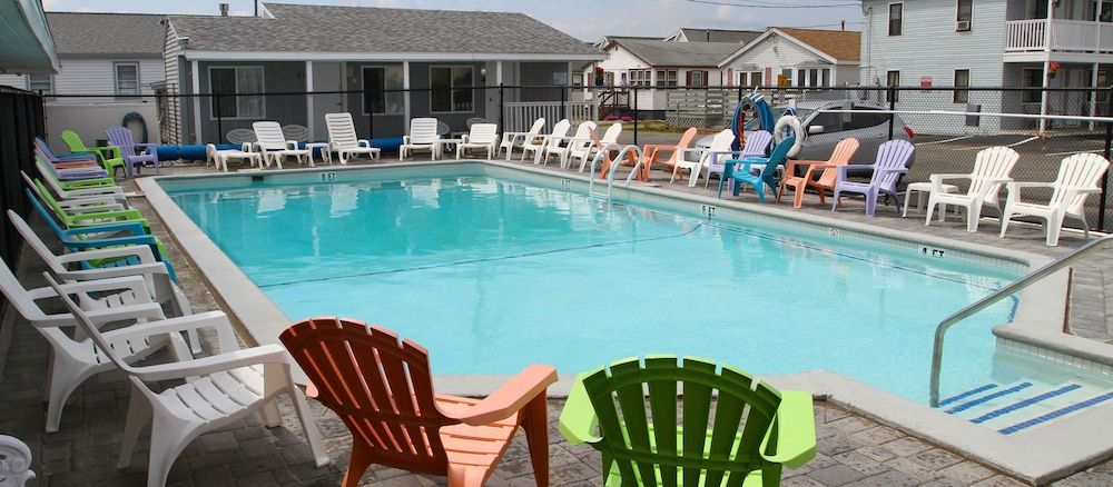 Marguerite Motel - photo 2