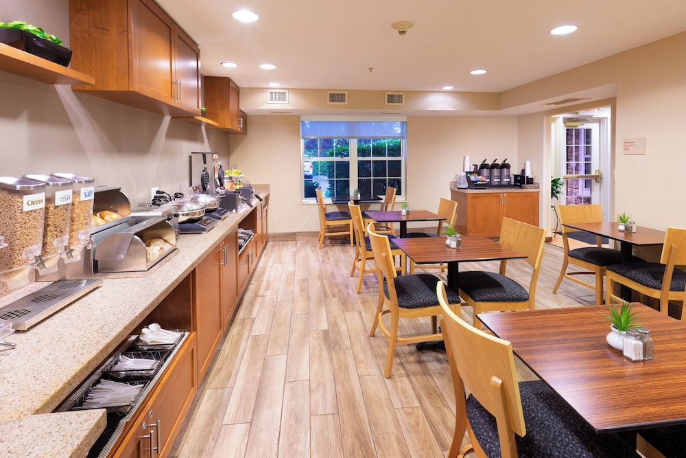 TownePlace Suites Bowie Town Center - photo 21