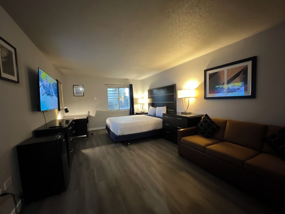 Boardwalk Suites Lafayette - photo 9