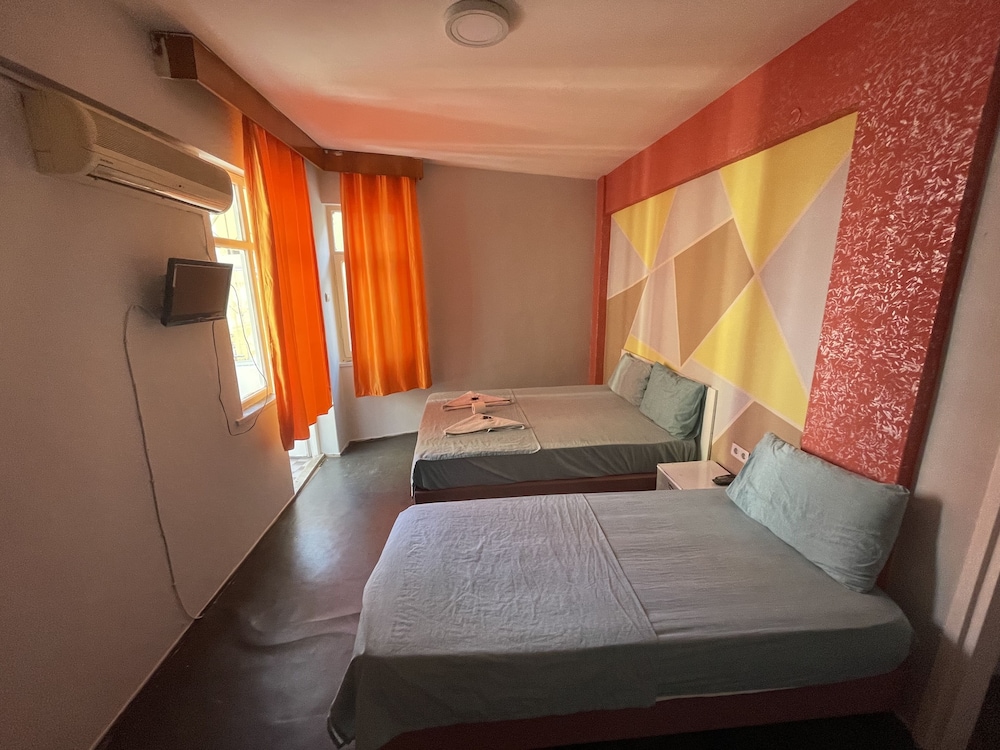 Ersoy Ak Pansiyon — Antalya