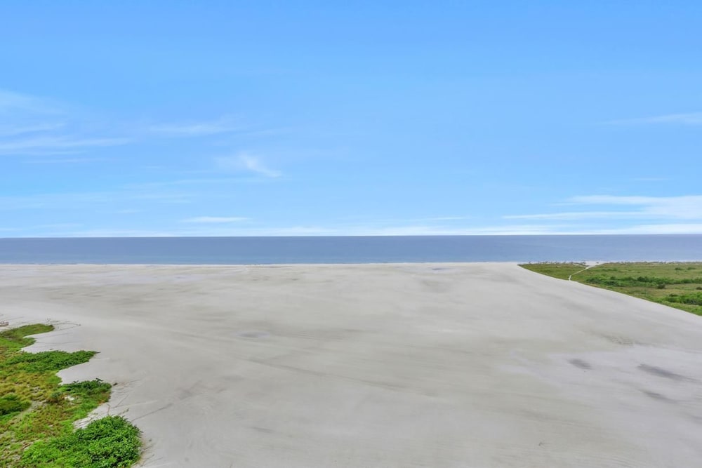 South Seas Tower 1 1212 - photo 50