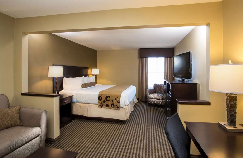 Best Western Plus Mishawaka Inn - photo 15