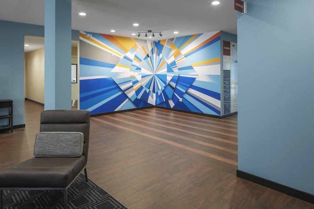 TownePlace Suites by Marriott Tampa South - photo 3