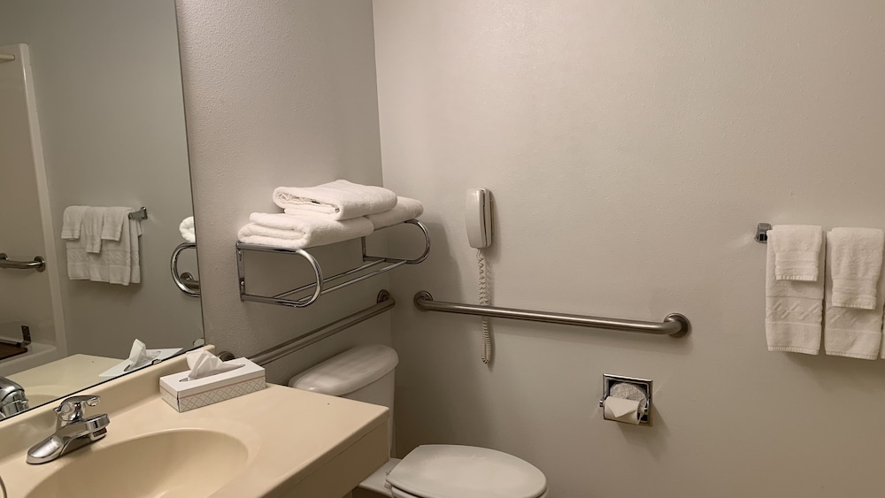 Fairbridge Inn & Suites Miles City - photo 41