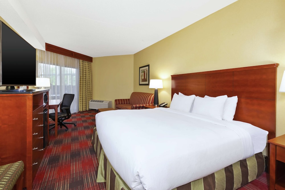 DoubleTree by Hilton Holland - photo 15