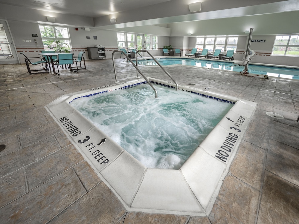 Residence Inn by Marriott Hazleton - photo 27