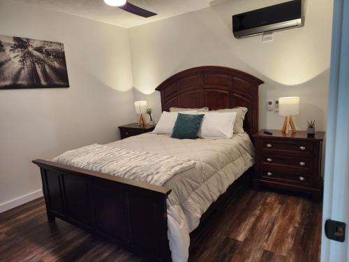 Modern retreat in central Beaumont in Beaumont, United States