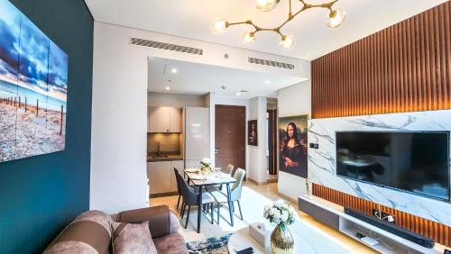STAY La Casa Da Vinci 1BR Holiday Home CVR B3002 near Burj Khalifa — 4-Star Luxury Hotel in Dubai, United Arab Emirates