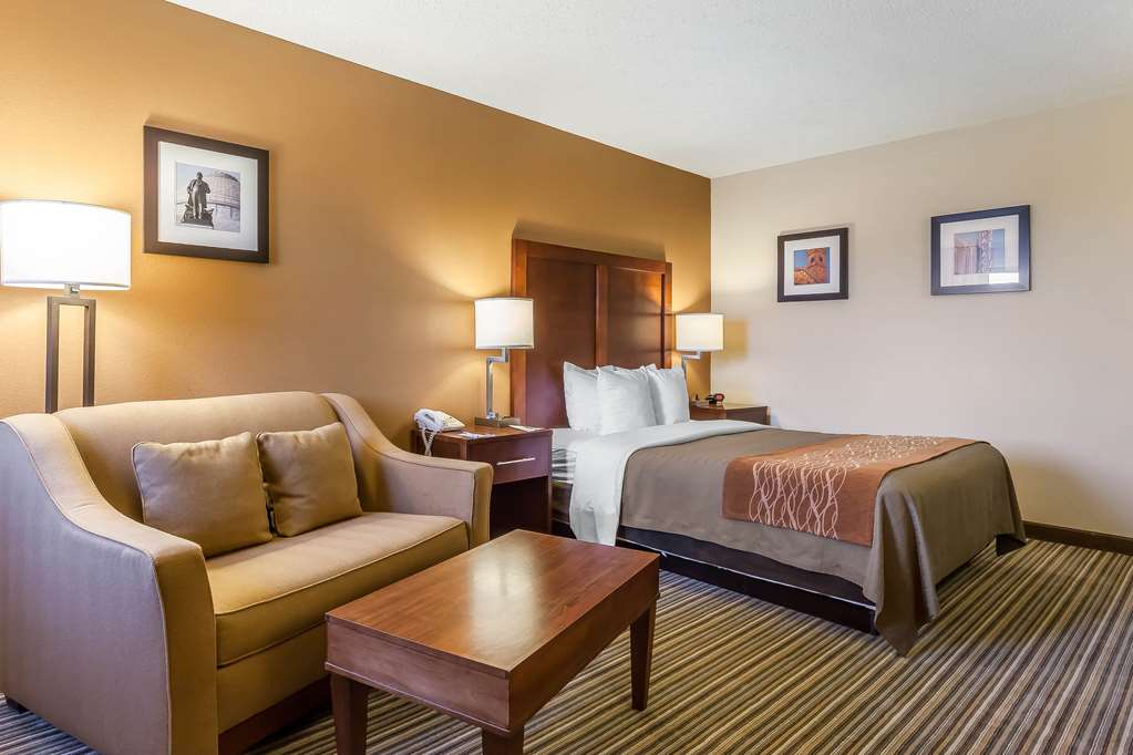 Comfort Inn Hall of Fame - photo 9