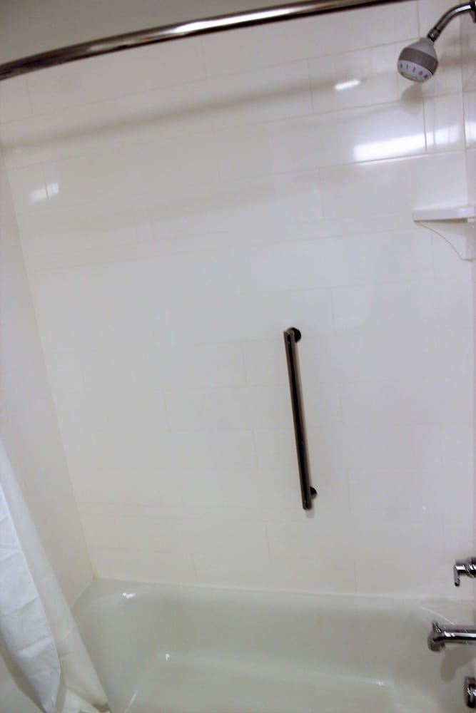Hampton Inn Lexington NC - photo 32