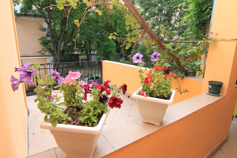 Apart Hotel on 24 Preobrajenskaya Street in Odessa, Ukraine