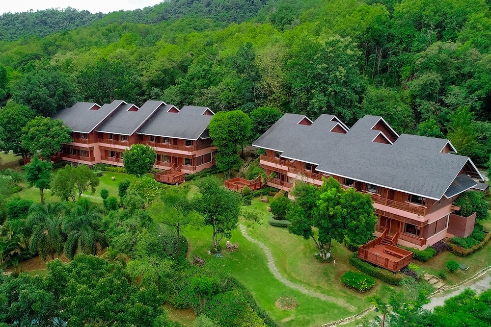 Valley Garden Resort — Muak Lek