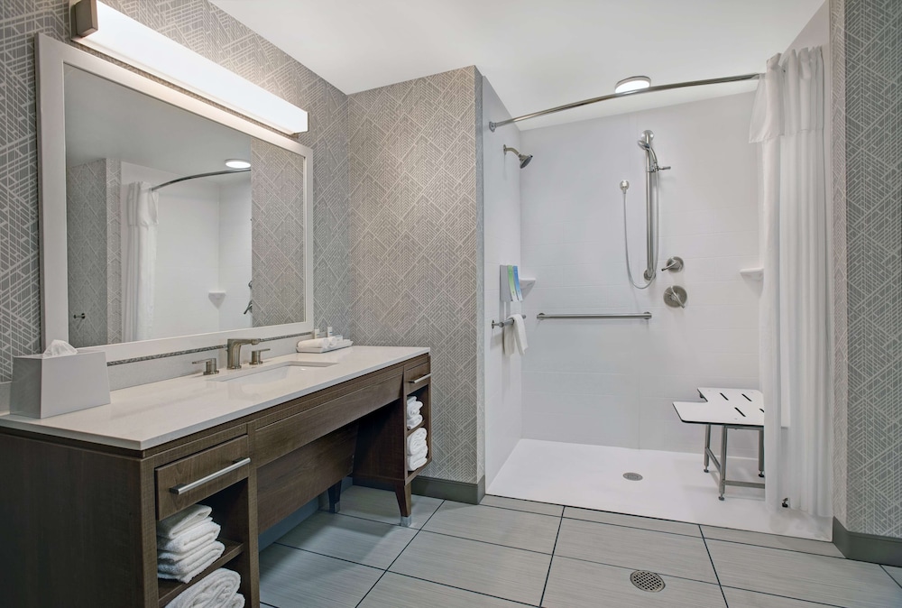Home2 Suites Asheville Airport - photo 31