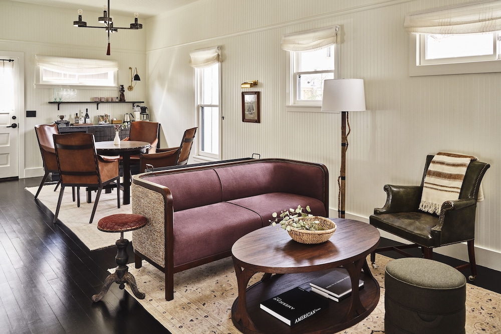 The Inn at Mattei's Tavern Auberge Collection - photo 17