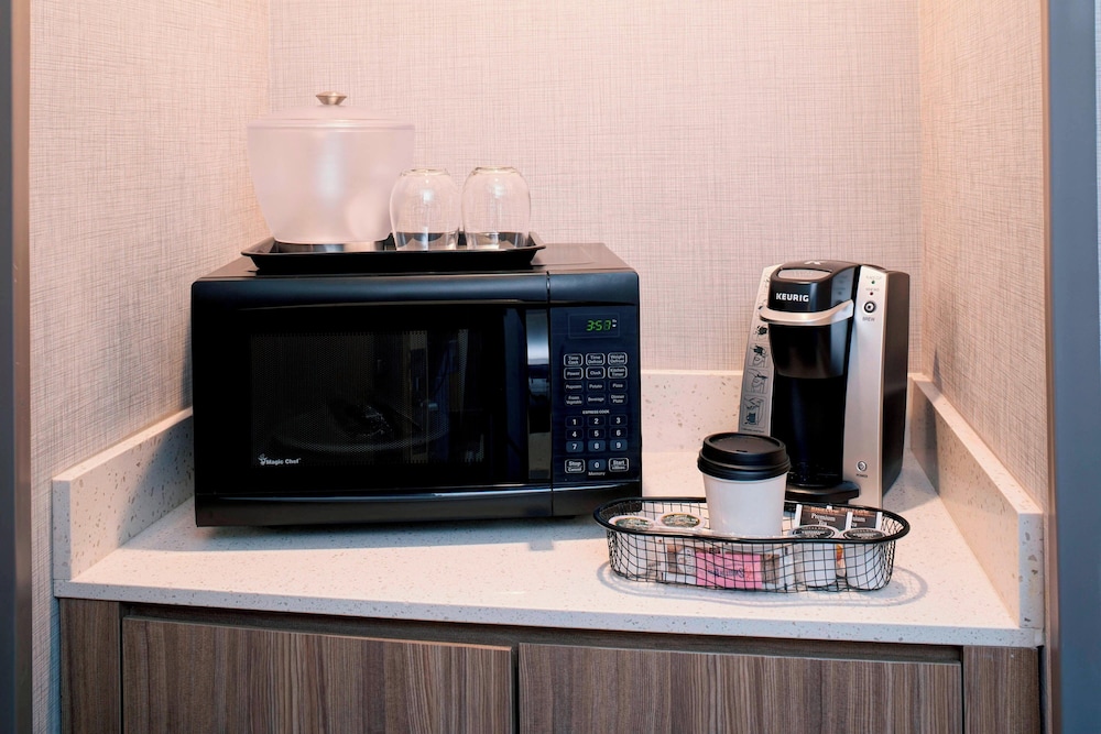 Springhill Suites Grand Rapids West - photo 6