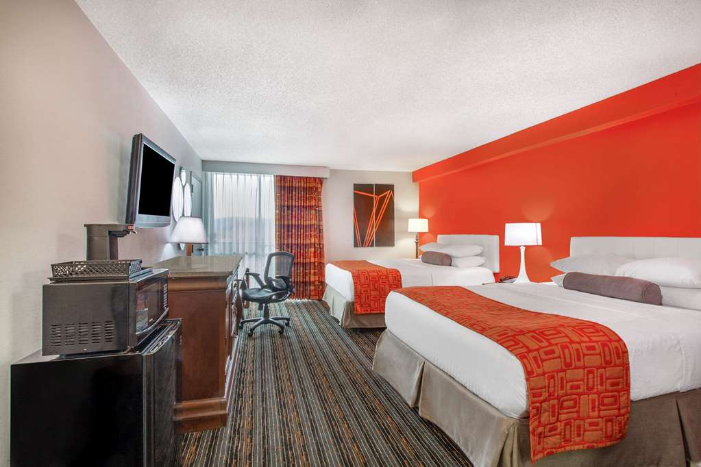 Howard Johnson by Wyndham Lexington - photo 14