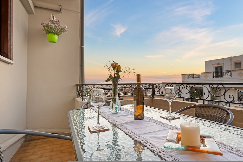 Artistic Apartment in Chania — 4-Star Luxury Hotel in Chania, Greece