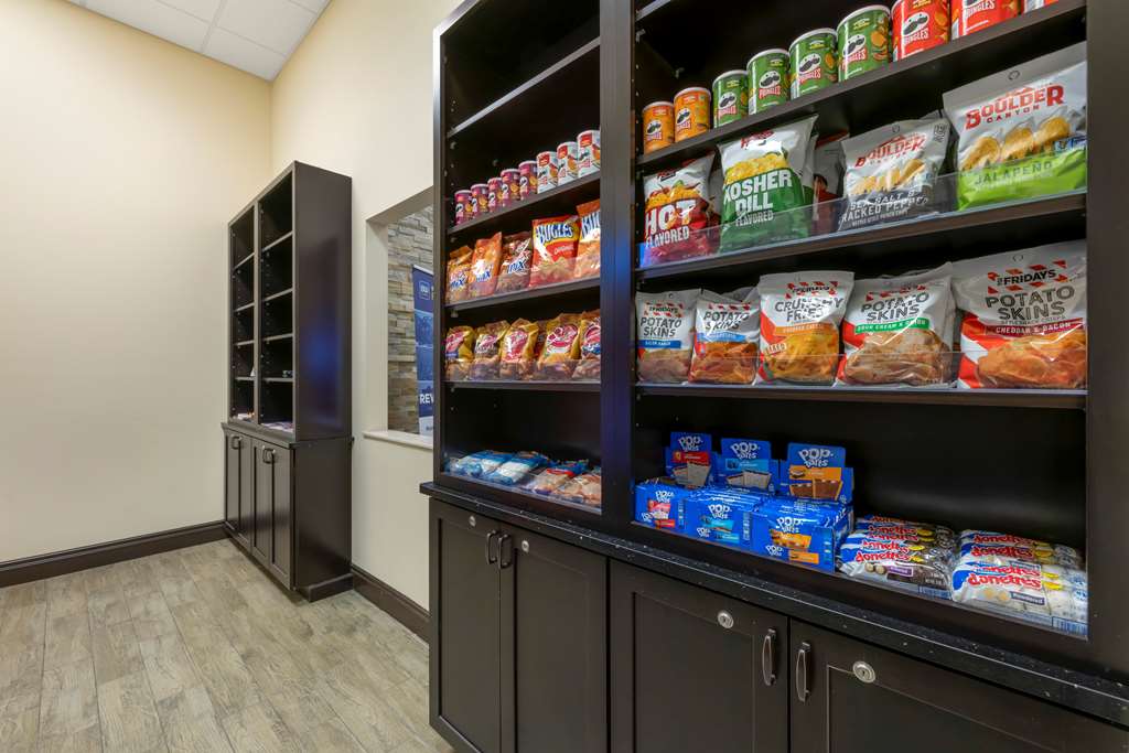 Best Western Plus North Platte Inn & Suites - photo 50