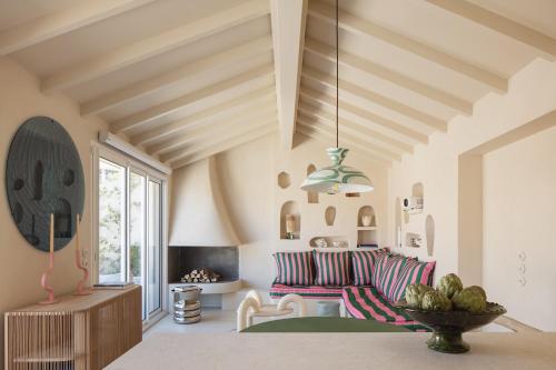 Goudes Times Cabanon Design En Bord de Mer - last minute hotel in Marseille