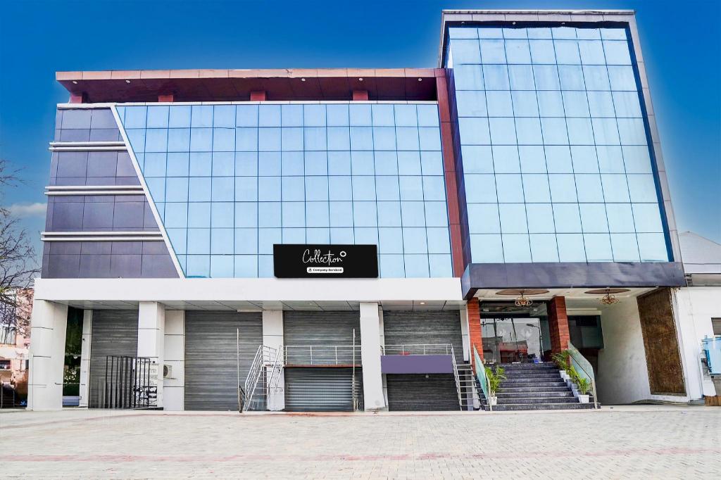 Amber Continental in Bareilly, India