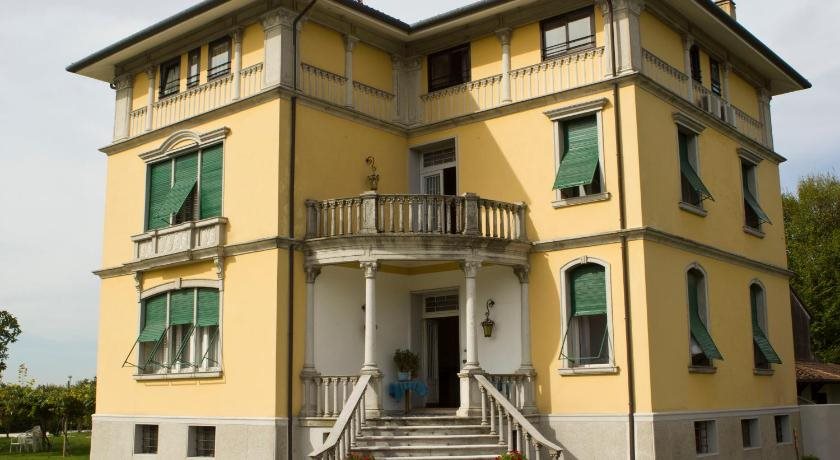 Hotel Liberty — hotel in Spresiano