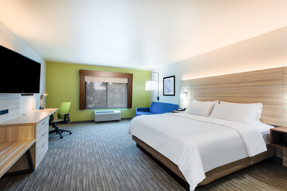 Holiday Inn Express Hotel & Suites Lewisburg by IHG - photo 12