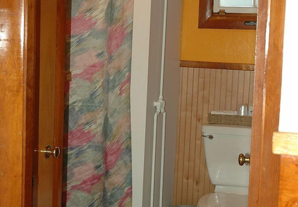 Channel Watefront Cottages - photo 34