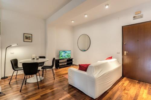 Etiopia Apartment — 4-Star Luxury Hotel in Rome, Italy