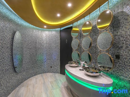 X Art Hotel - last minute hotel in Changchun