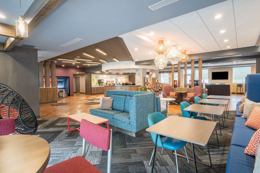 Tru by Hilton Knoxville North I75 - photo 2