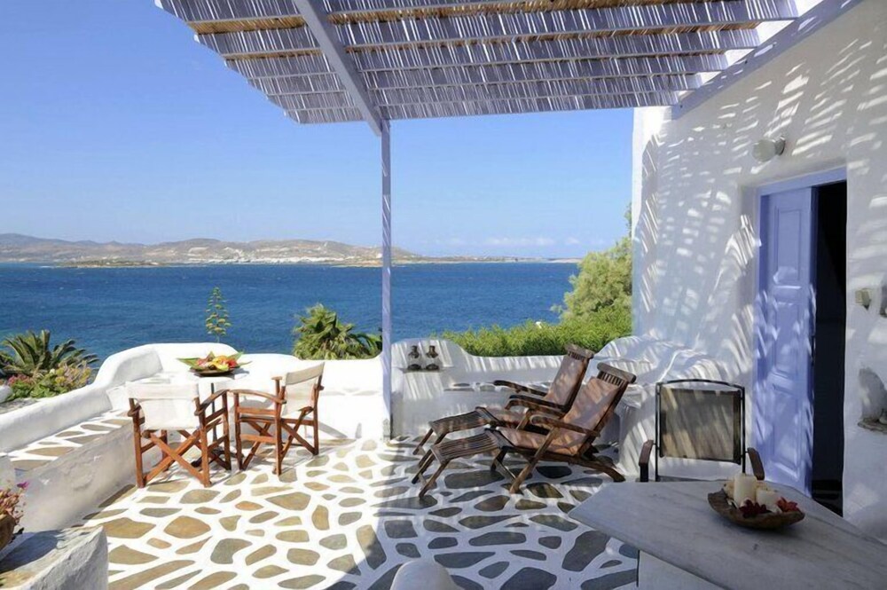 Villas Agia Irini Cove — 4-Star Luxury Hotel in Paros, Greece