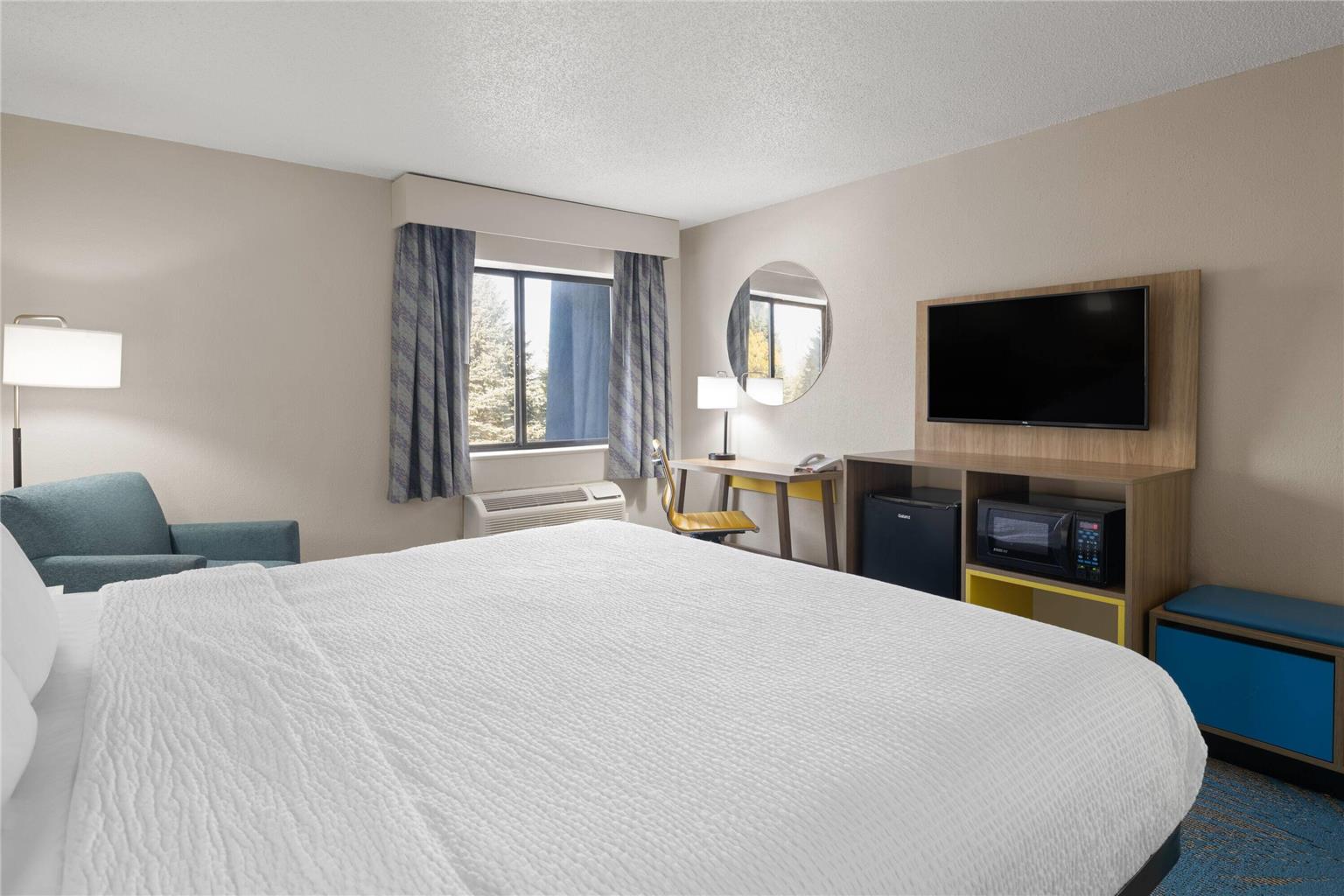 Days Inn By Wyndham Davenport - photo 16