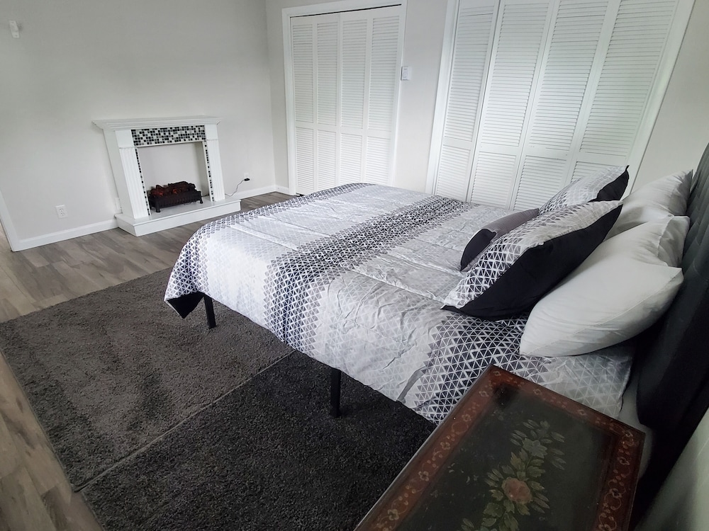 Lake Breeze Resort - photo 24