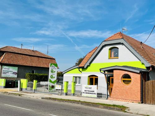 Penzión Tyché - carbon neutral hotel in Surany