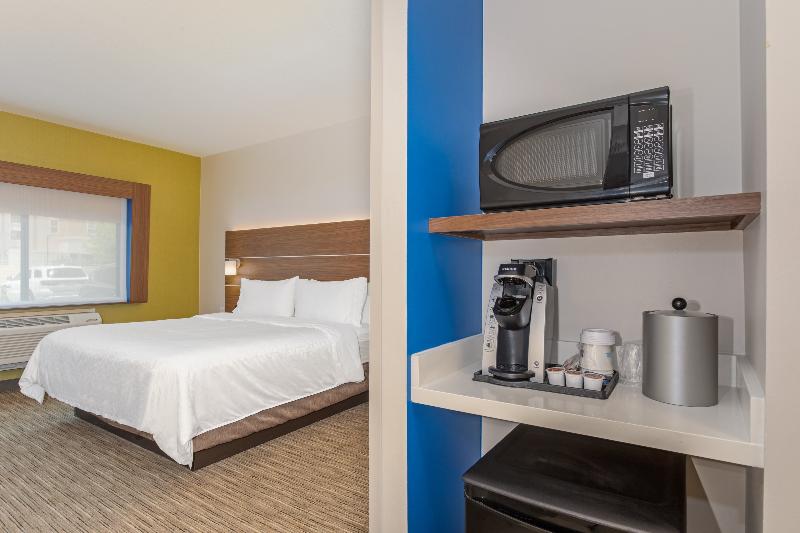 Sleep Inn & Suites Tempe ASU Campus - photo 22