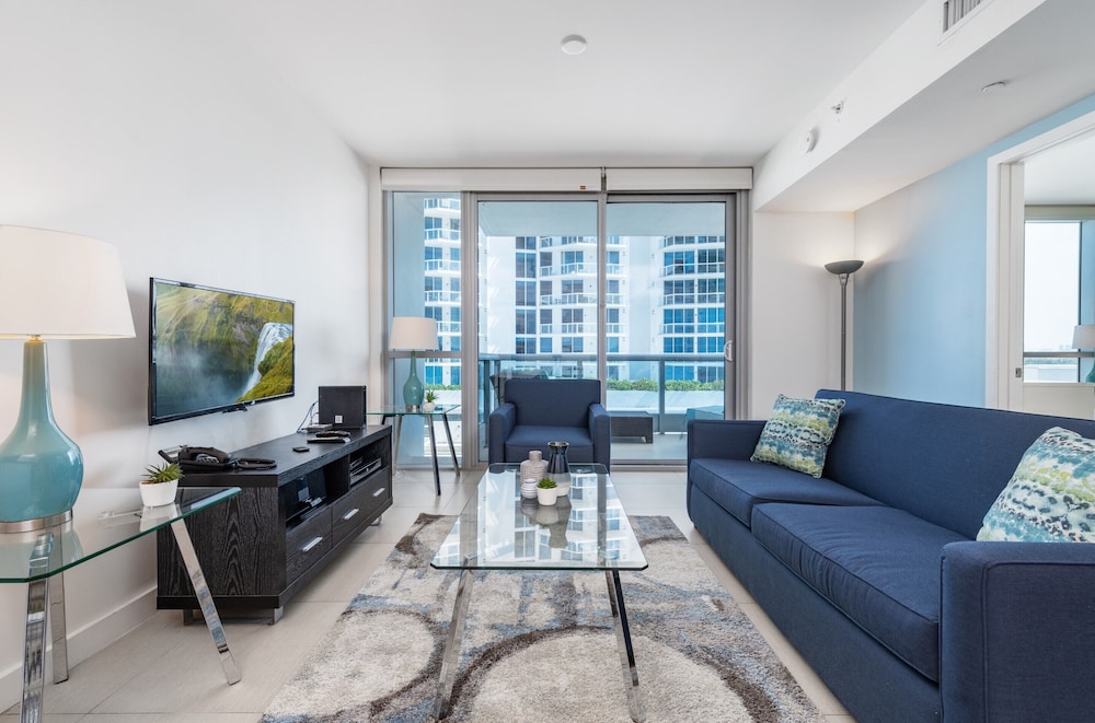 Churchill Suites Monte Carlo Miami Beach - photo 100