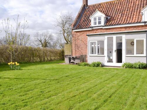 Apple Tree Cottage — 4-Star Luxury Hotel in Foulsham, United Kingdom