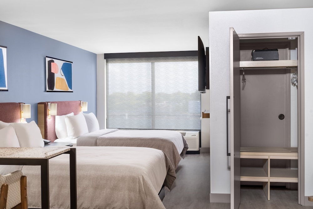 Atwell Suites Austin Airport by IHG - photo 27