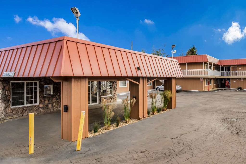 Americas Best Value Inn Ukiah - photo 30