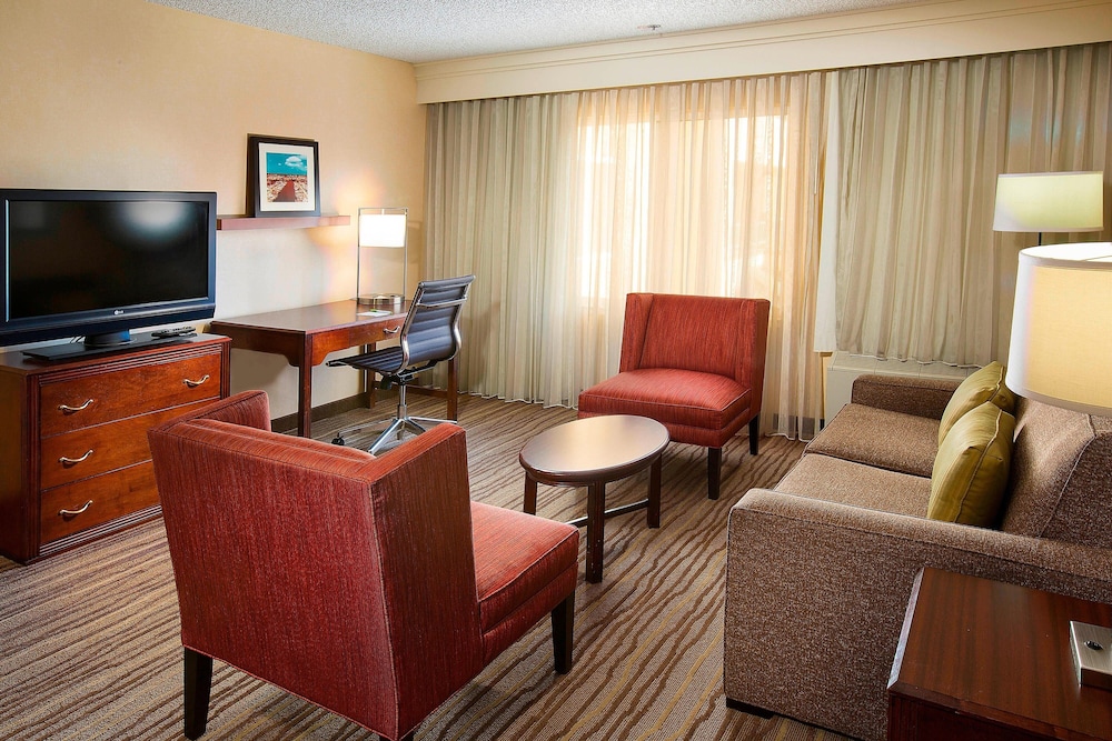Courtyard by Marriott North Seattle Lynnwood - photo 13