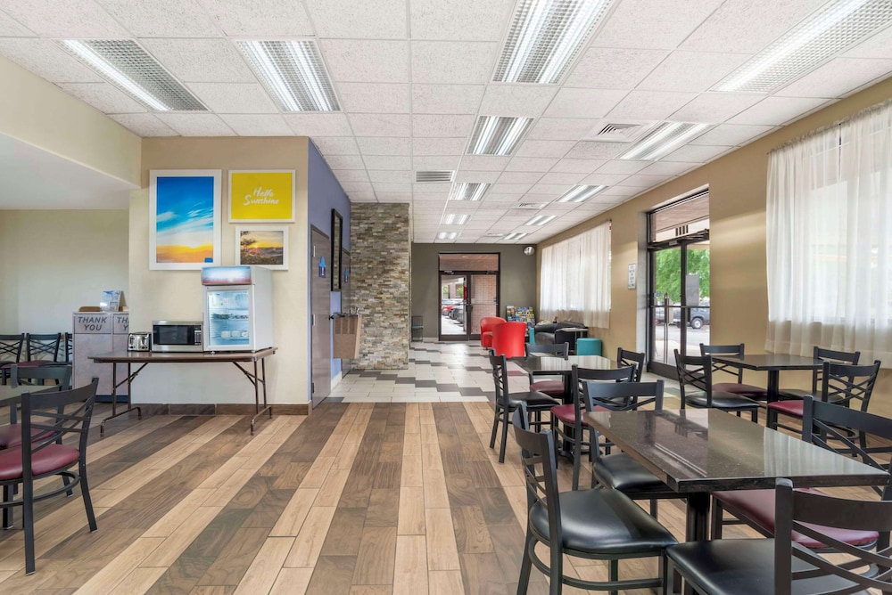 Quality Inn near Speedway - photo 26