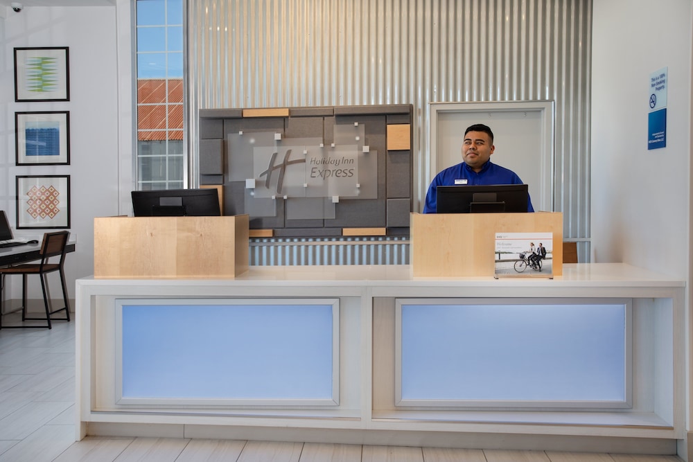 Holiday Inn Express Monterey Cannery Row by IHG - photo 40