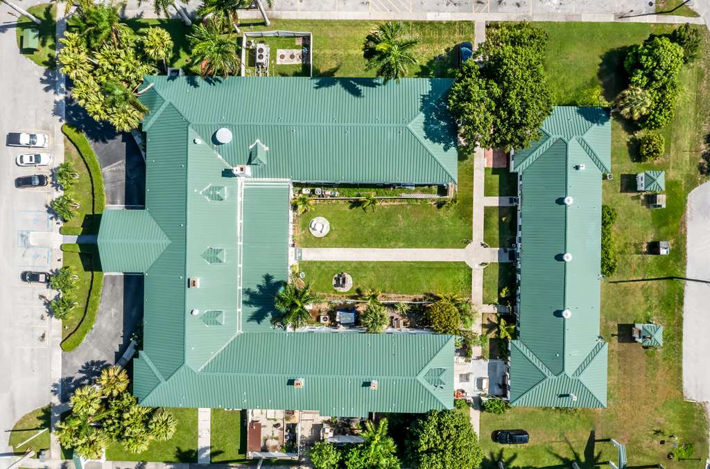 Americas Best Value Inn Historic Clewiston Inn - photo 5