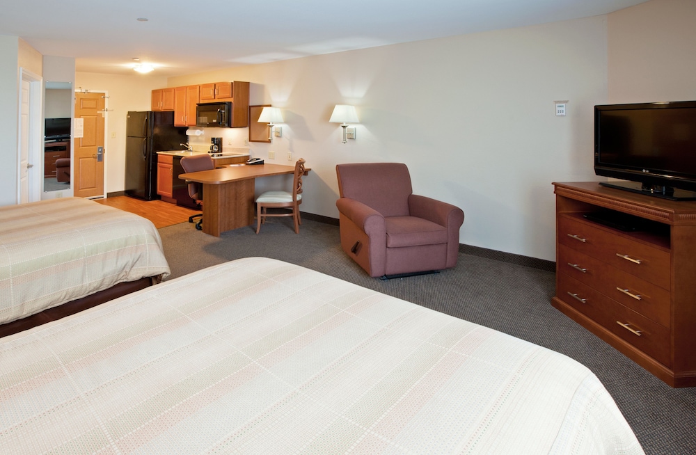 Candlewood Suites Louisville North an IHG Hotel - photo 3