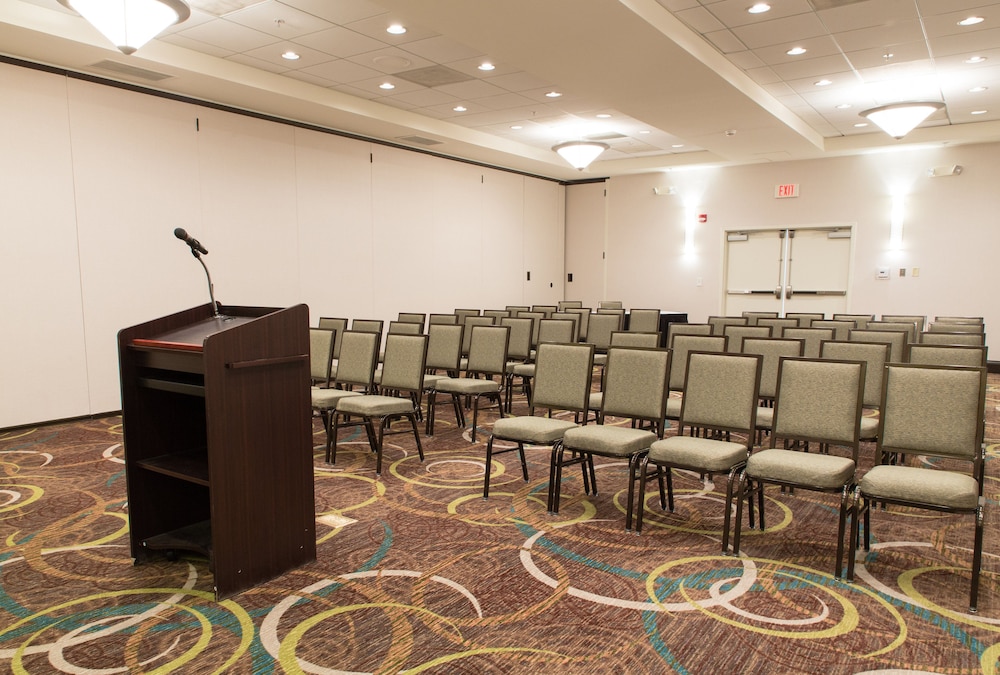Holiday Inn Bloomington Airport by IHG - photo 63