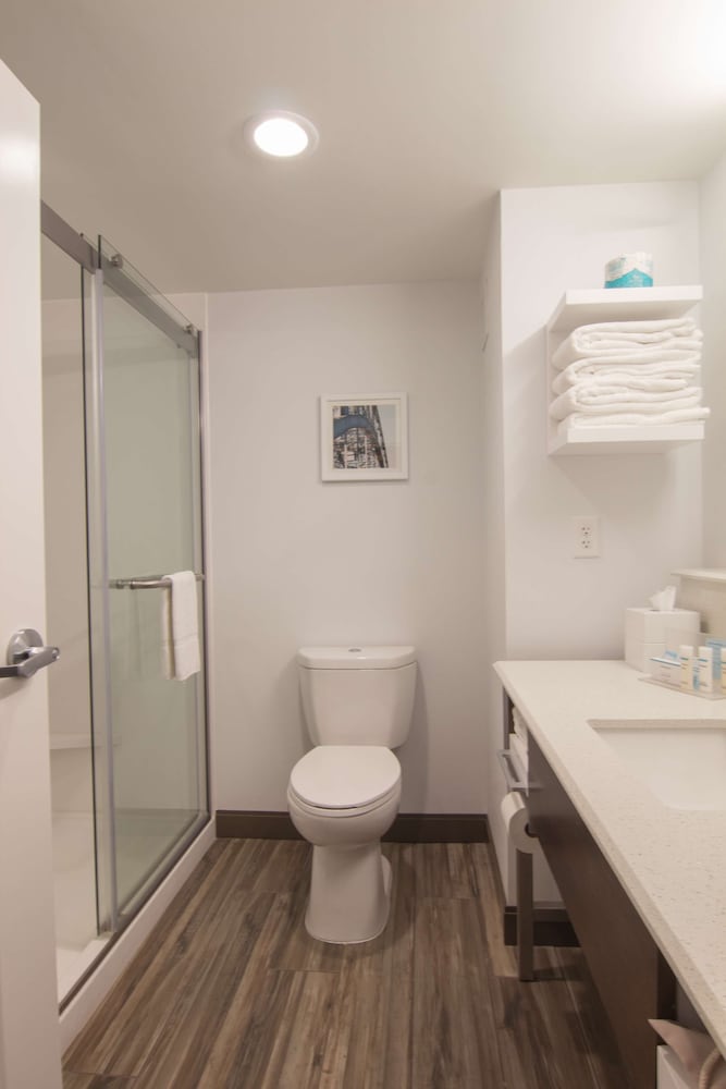Hampton Inn Medina - photo 22