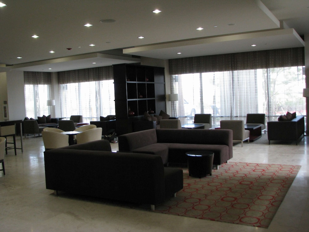 Embassy Suites Ontario Airport - photo 4