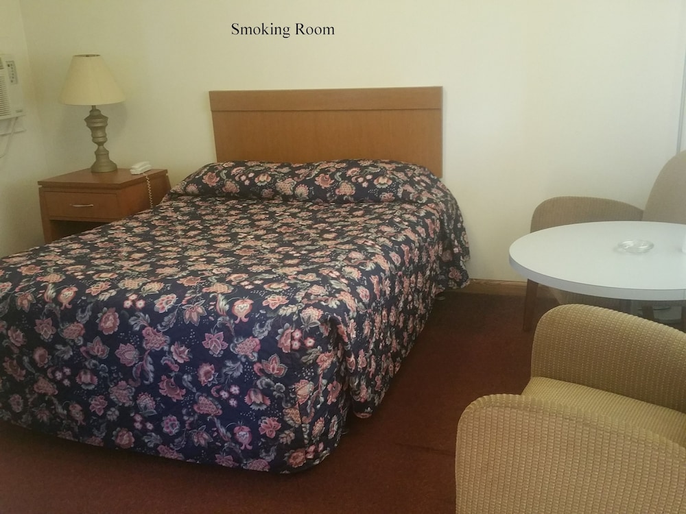 Bakers Motel Norwich - photo 25