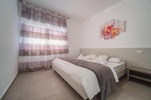 Flower Taormina Apartment — 4-Star Luxury Hotel in Taormina, Italy